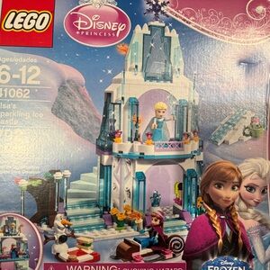 LEGO Disney Princess Frozen Ice Castle Set